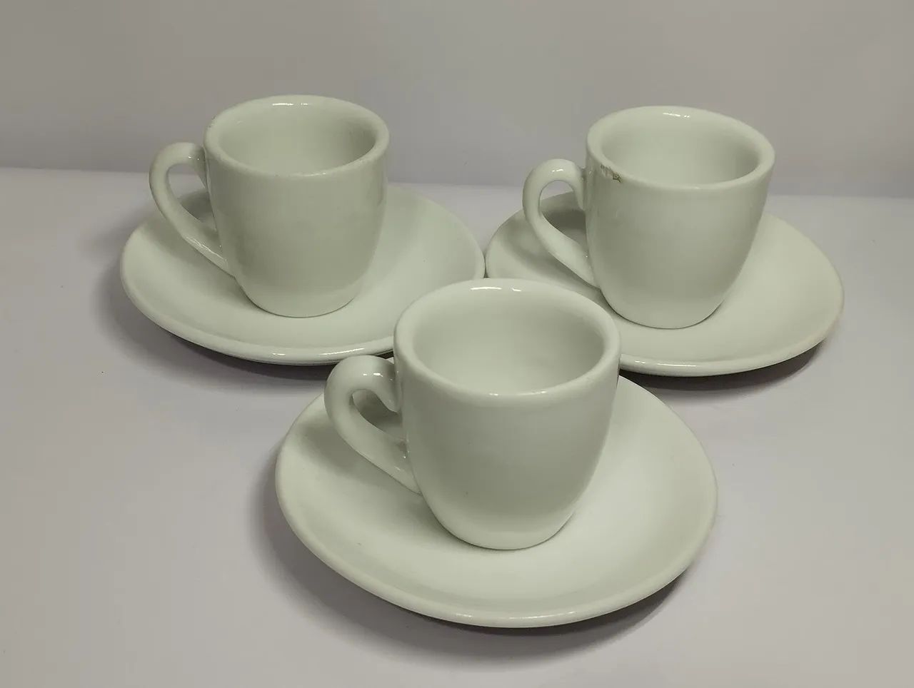 Jogo com 3 Xícaras de Café Porcelana Mauá Antiga  - Foto 3
