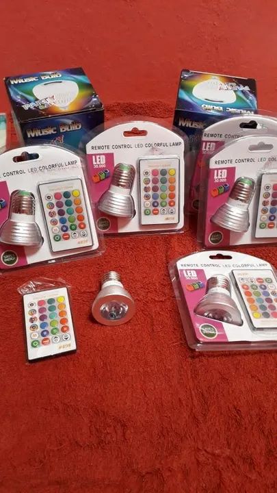 Lâmpadas LED RGB com Controle Remoto - Iluminação Colorida aceito cartão! - Foto 6