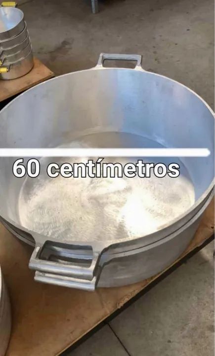 Panela de 60cm (faz até 15 kilos de arroz)