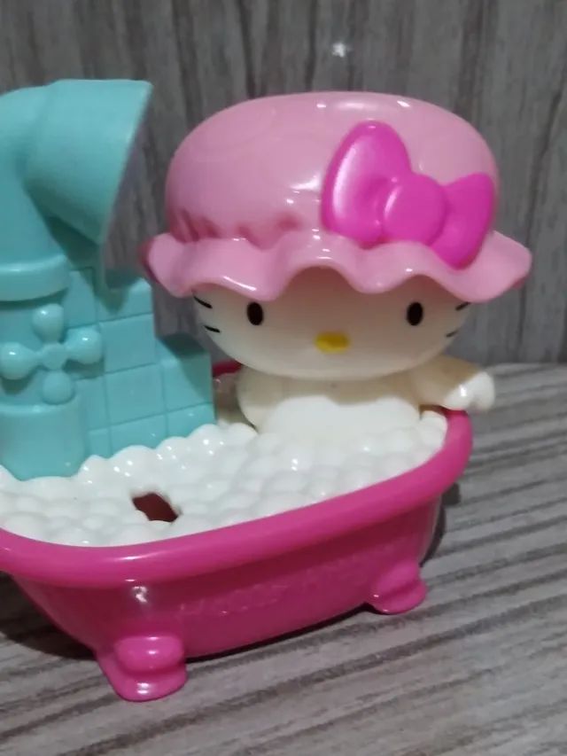 Bonequinha Hello kitty na banheira - Foto 2