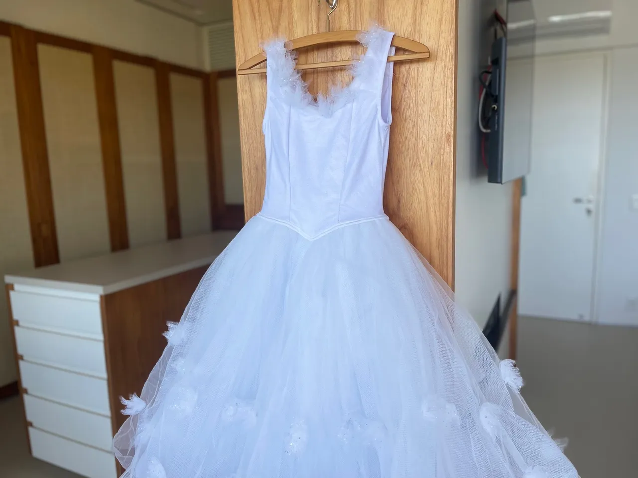 Vestido de festa infantil branco, fantasia balé e dama honra