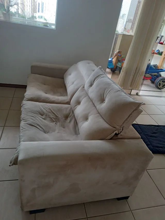 Sofá retrátil usado. Sofás e Poltronas Setor Bela Vista, Goiânia