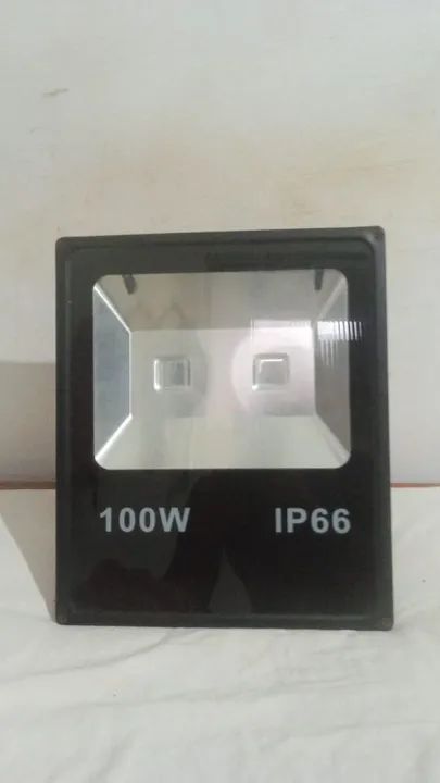 Refletor LED 100W IP66