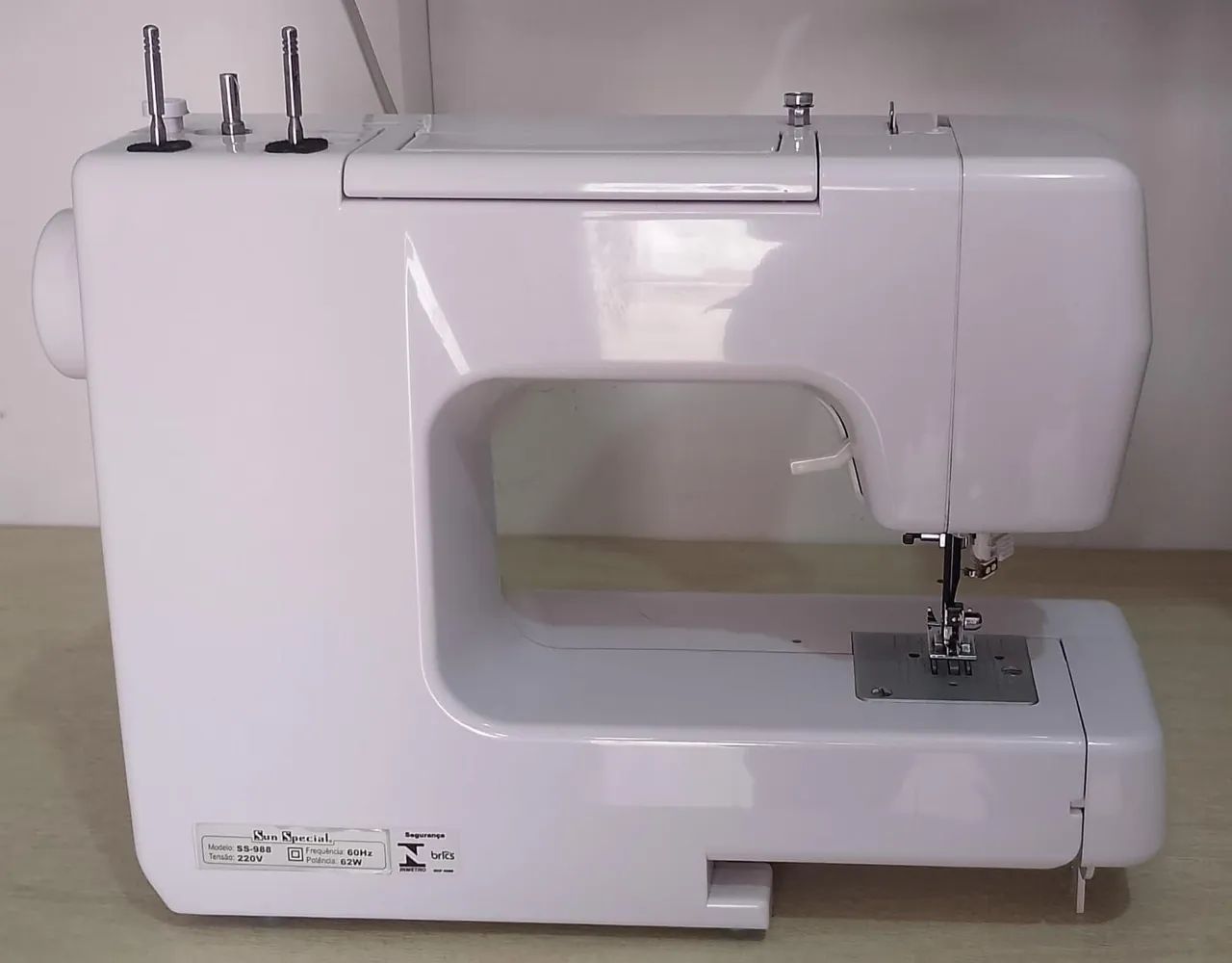 Máquina Costura Doméstica SS-988 220v Mecânica Branca - Sun Special - Foto 3