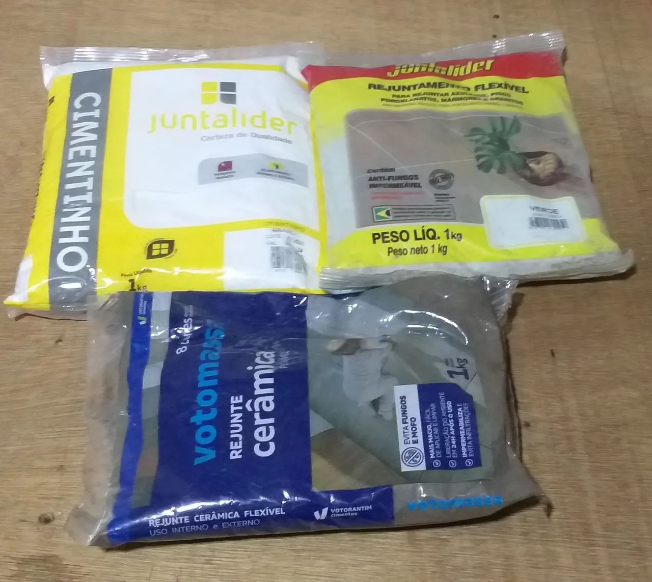 Lote de Cimenrinho e Rejunte