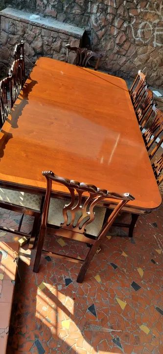 Mesa de Jantar em Madeira Maciça - Foto 2