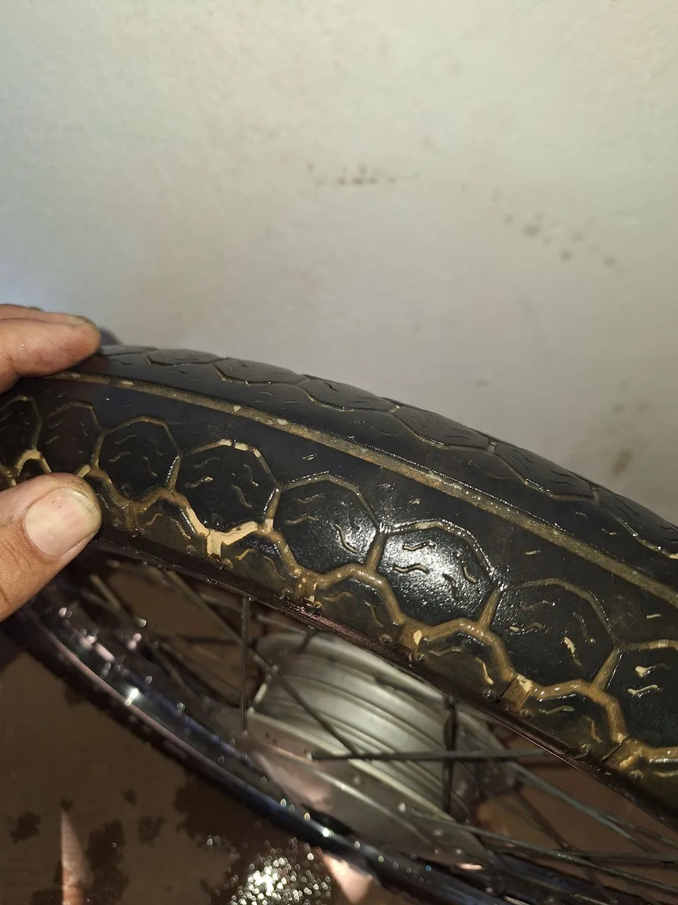 Rodas completas da popi110i original com câmara de ar novas pineu meia vidas
