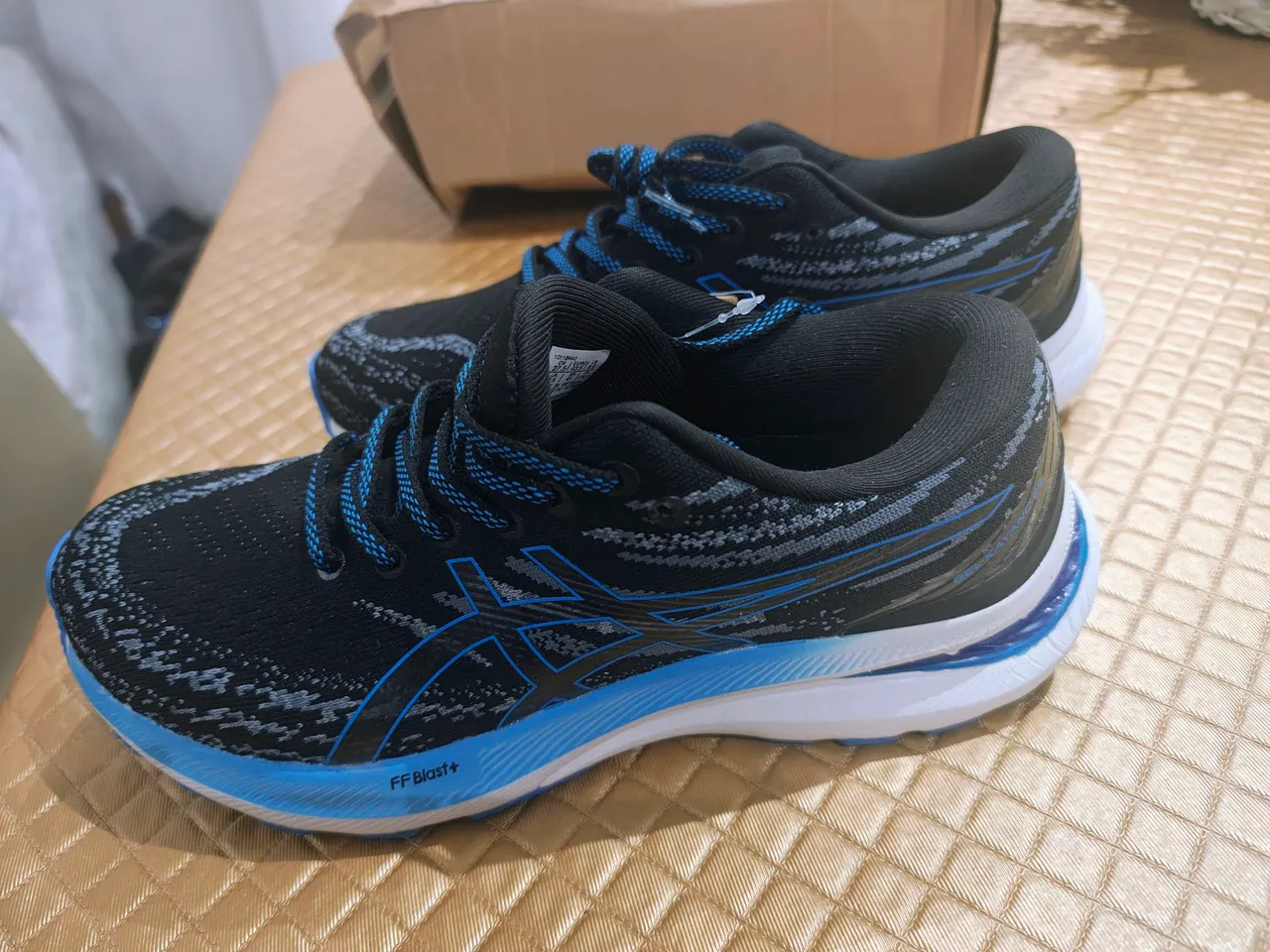 Tênis Asics Gel-Kayano 26 tamanho 41