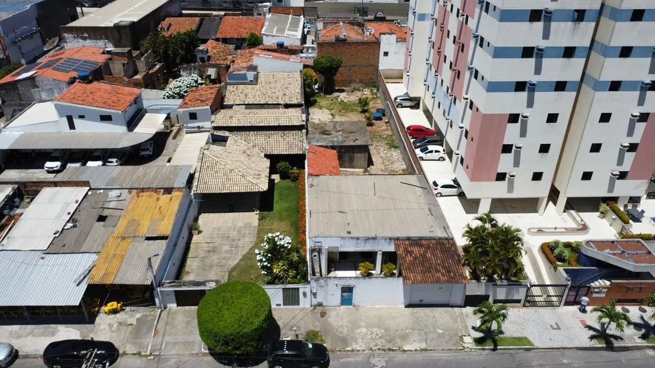 Lote/Terreno INCORPORAÇÃO - Construtor - Investidor com 1272 m2 - Mangabeiras - Maceió