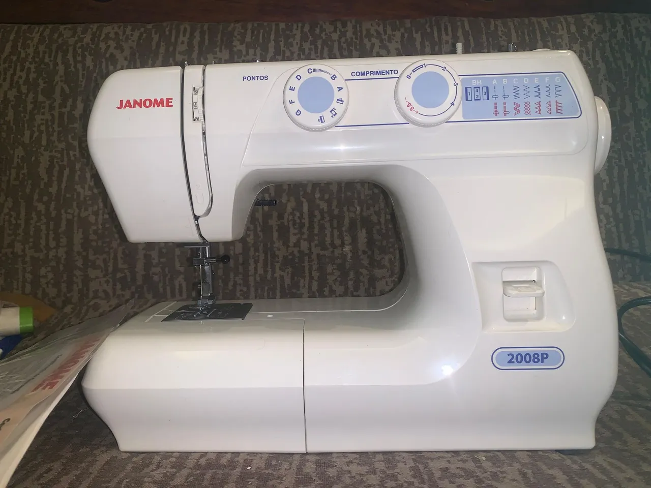 Máquina de Costura Janome 2008P