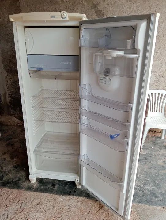 Geladeira Consul com Dispenser de Água - Foto 2