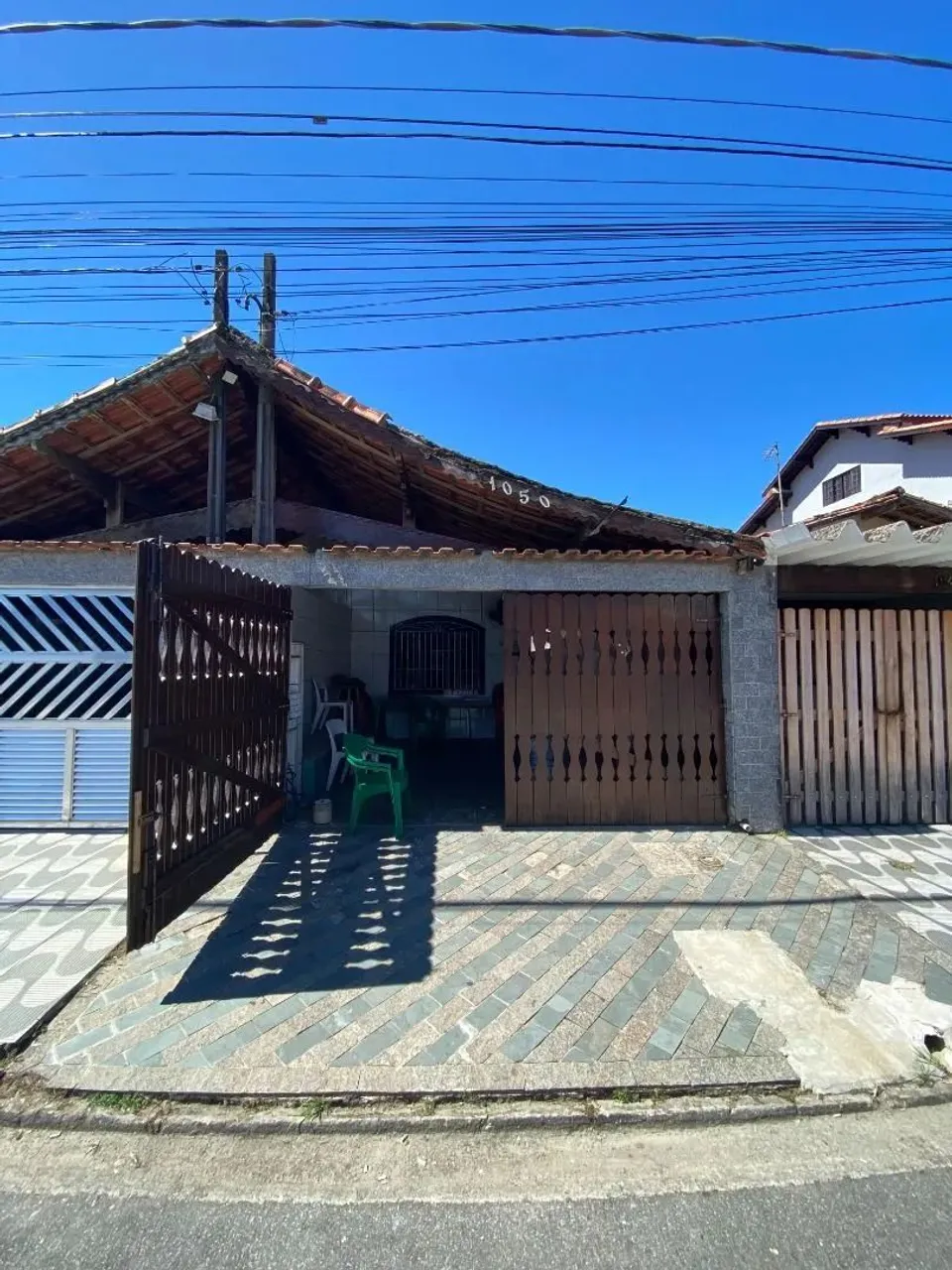 Casa com 2 dormitórios à venda por R$ 374.000,00 - Maracanã - Praia Grande/SP