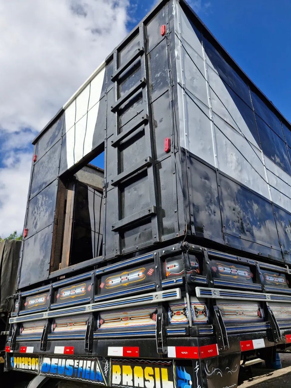 Carroceria Gaiola De Carvão Galego Ano 2017 9,50 Metros - Foto 8