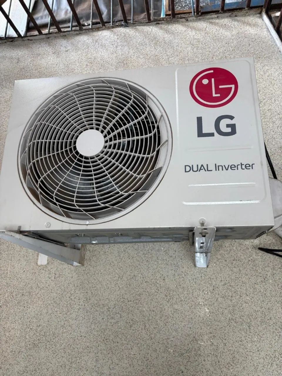 Ar Condicionado 12 mil Btus LG DUAL INVERTER - Foto 3