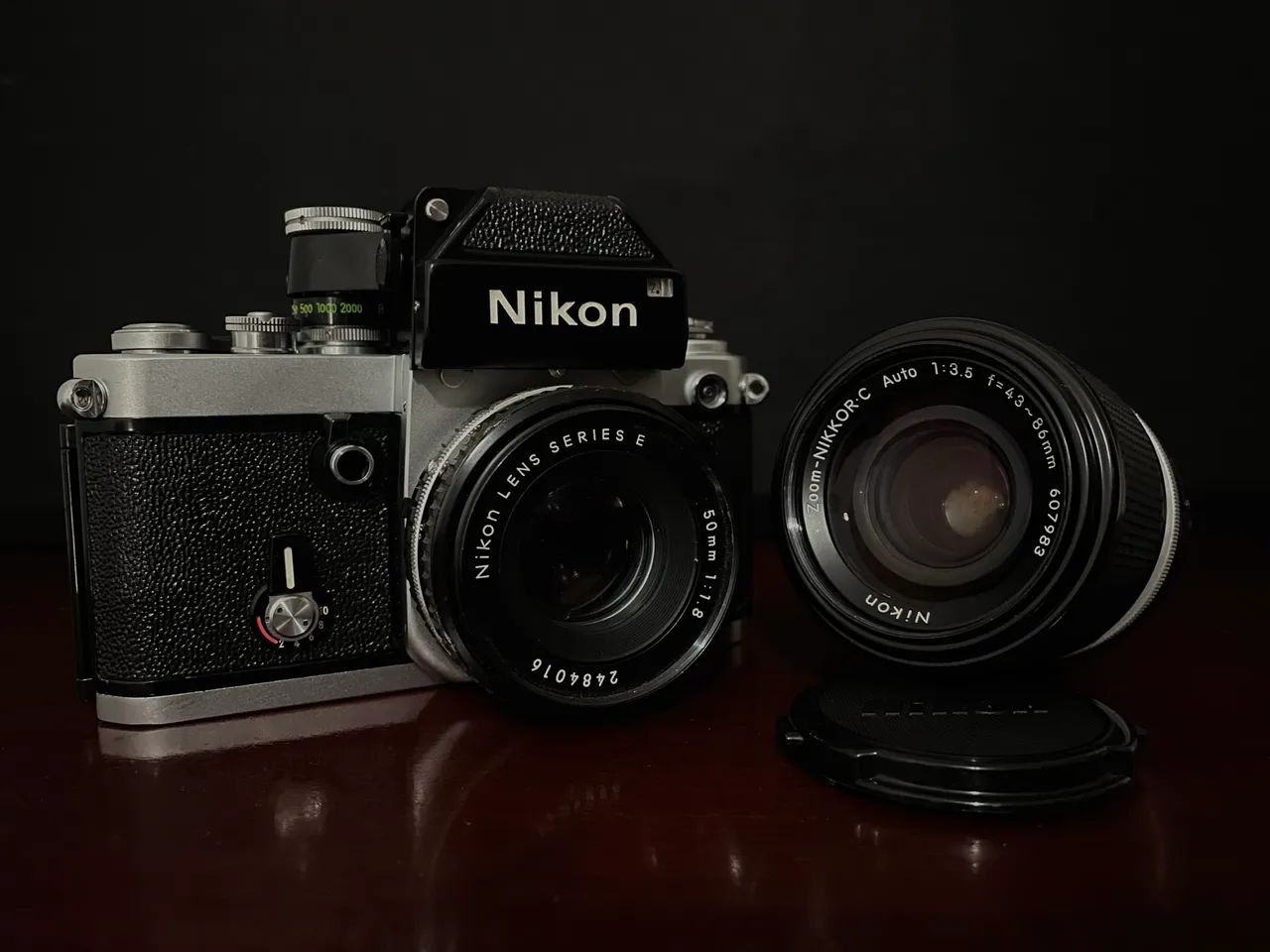 Câmera Nikon F2 + 2 Lentes - Impecável e Funcionando 