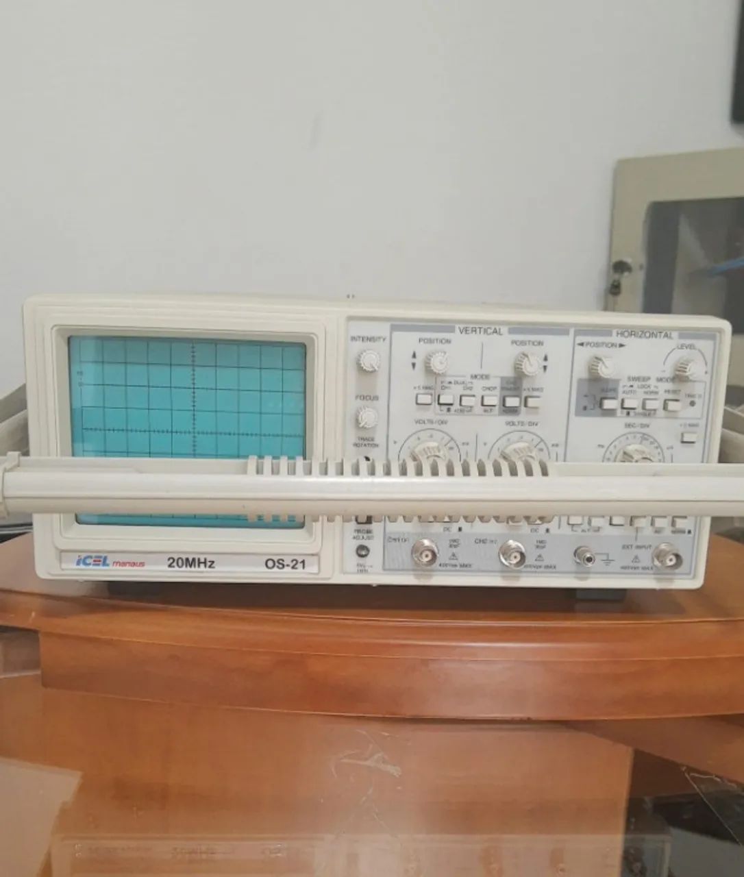 OCILOSCOPIO ANALÓGICO - OS 21 - 20 MHZ - ICEL - Foto 2