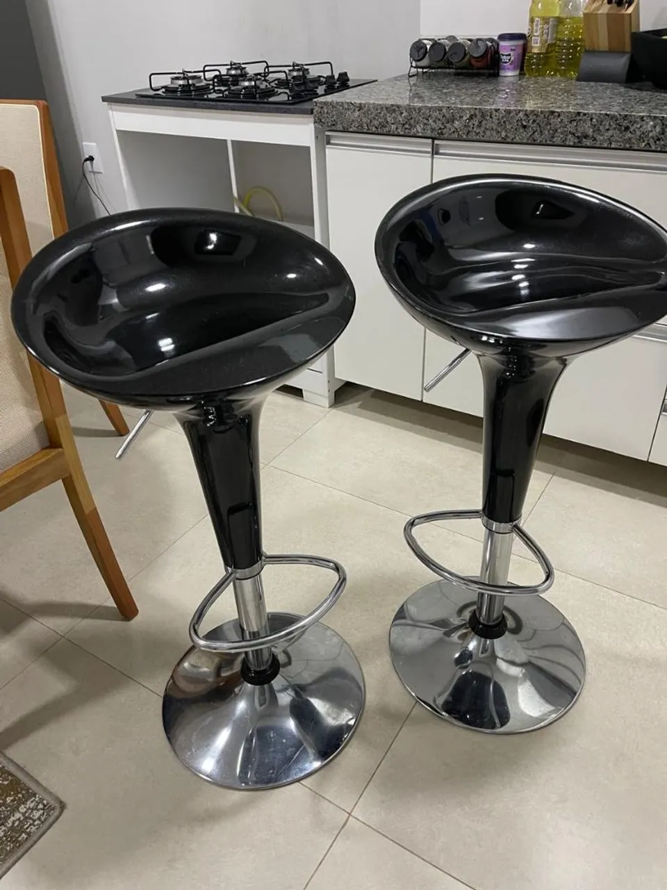 Conjunto de Banquetas altas pretas