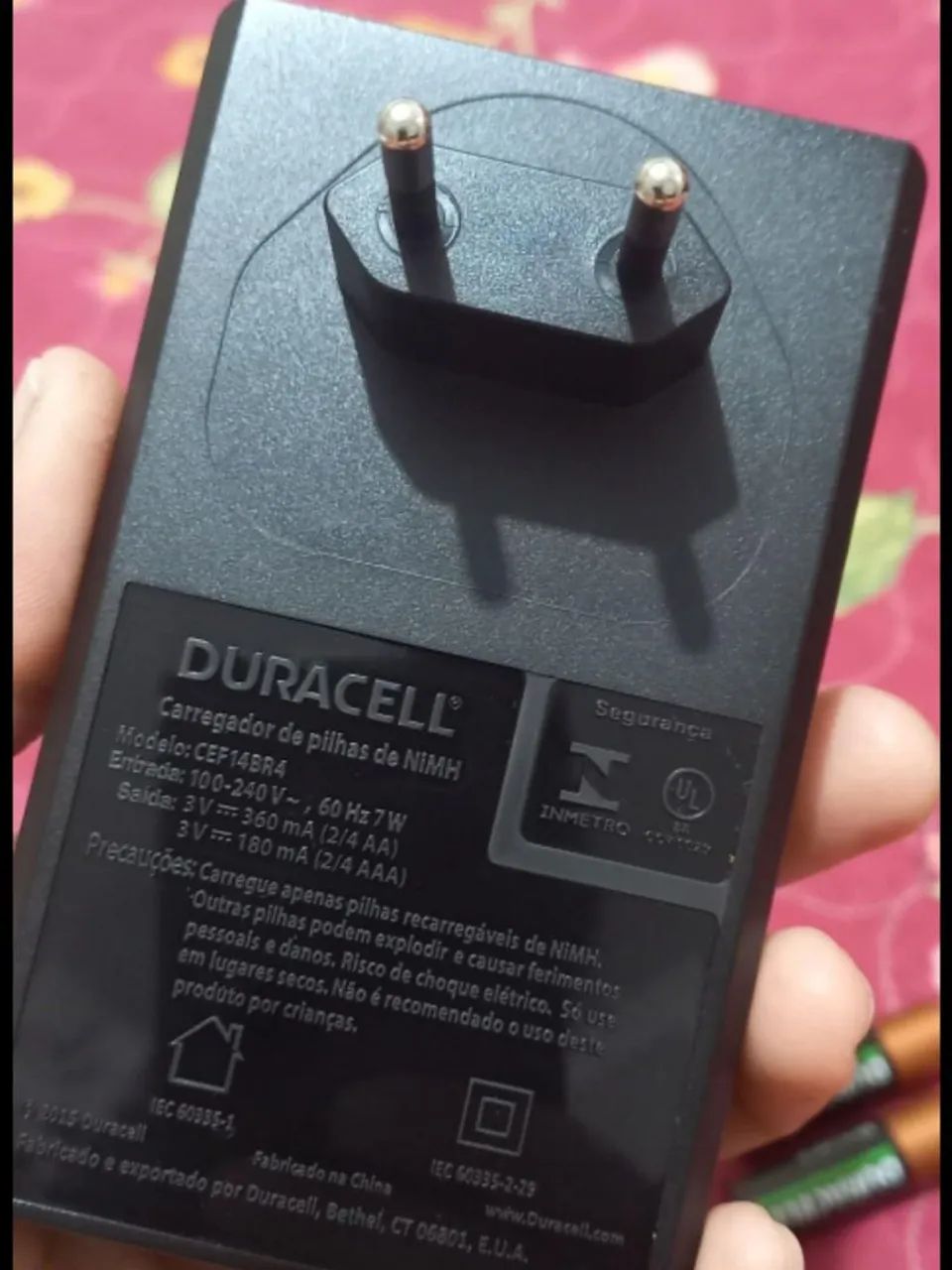 Kit Carregador de Pilhas Recarregáveis com 4 Pilhas Duracell - Foto 3