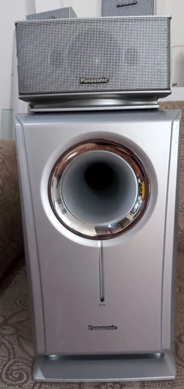 Amplificador Ativo SB-WA520 220W com defeito - Foto 2