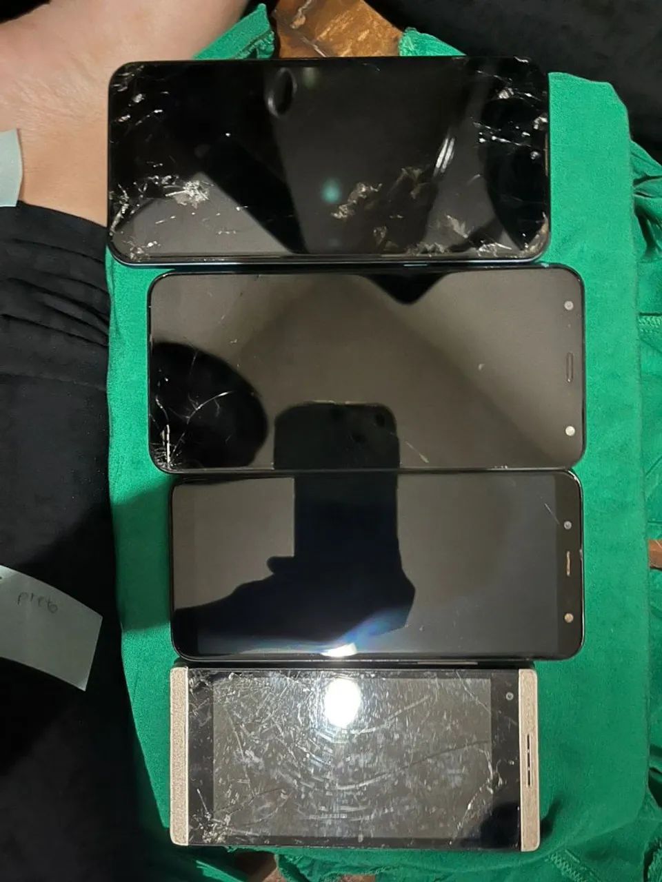 OS QUATRO PARA RETIRAR PECAS  - Foto 2