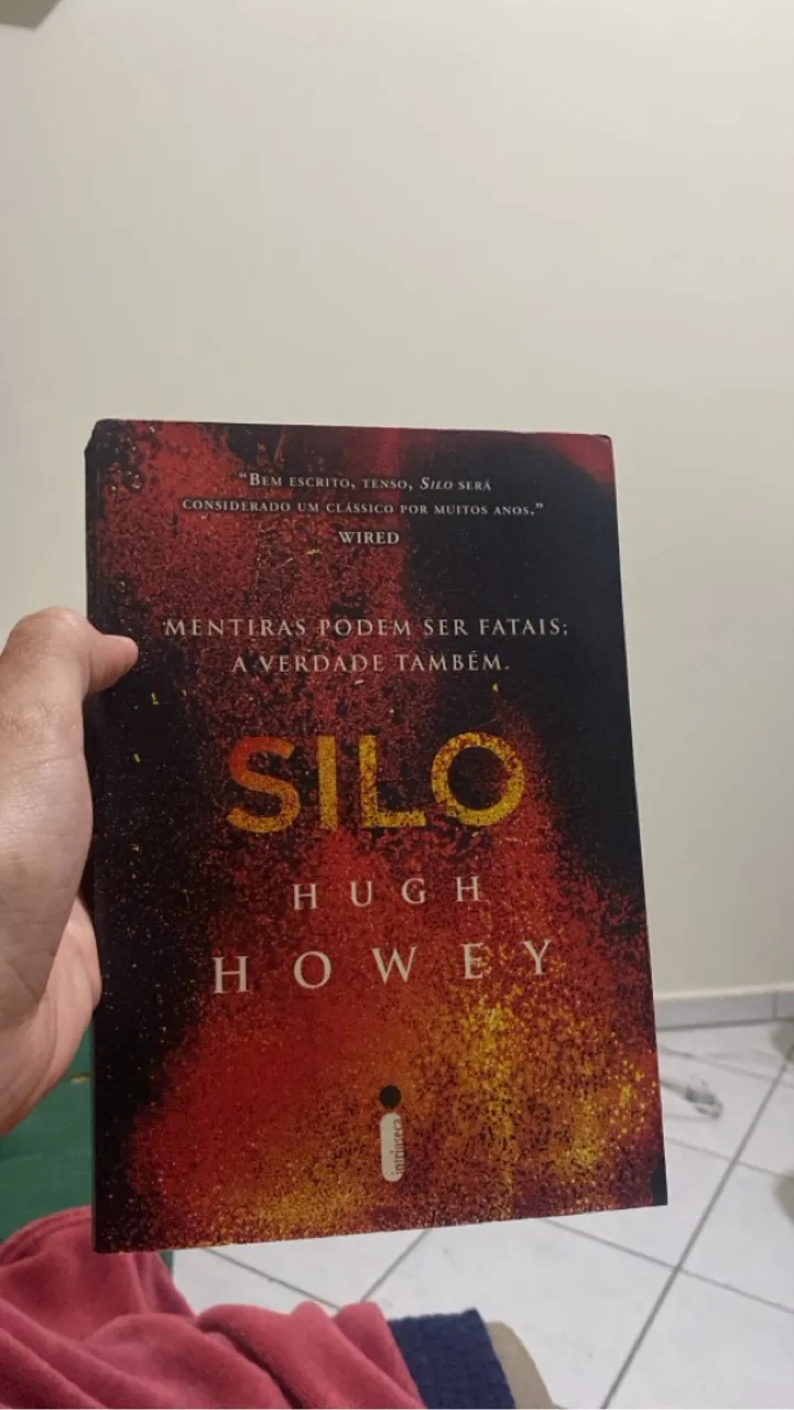 Livro Silo - Hugh Howey