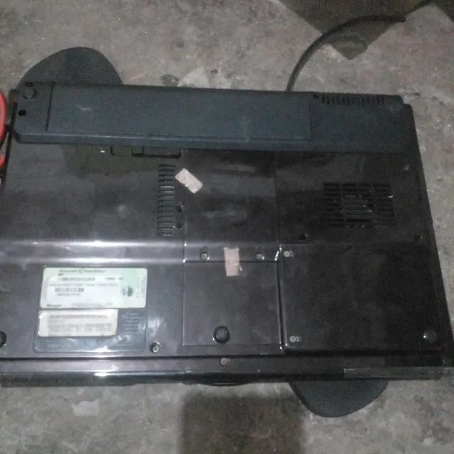 vendo esses dois notebook no estado nao sei se funciona - Foto 2