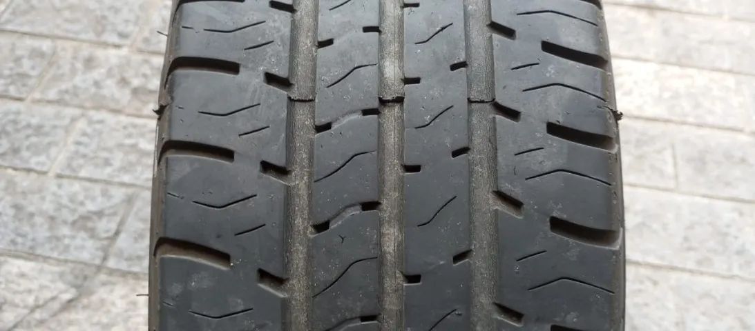 Pneu 185/70 R14 88T Goodyear Direction Touring (80% Borracha/10x 28,00)