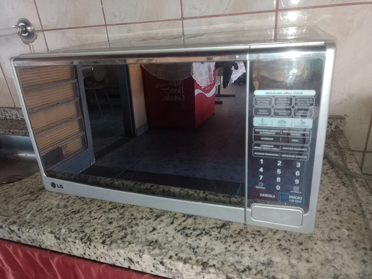 Microondas LG 26 litros espelhado ( pix-visa)