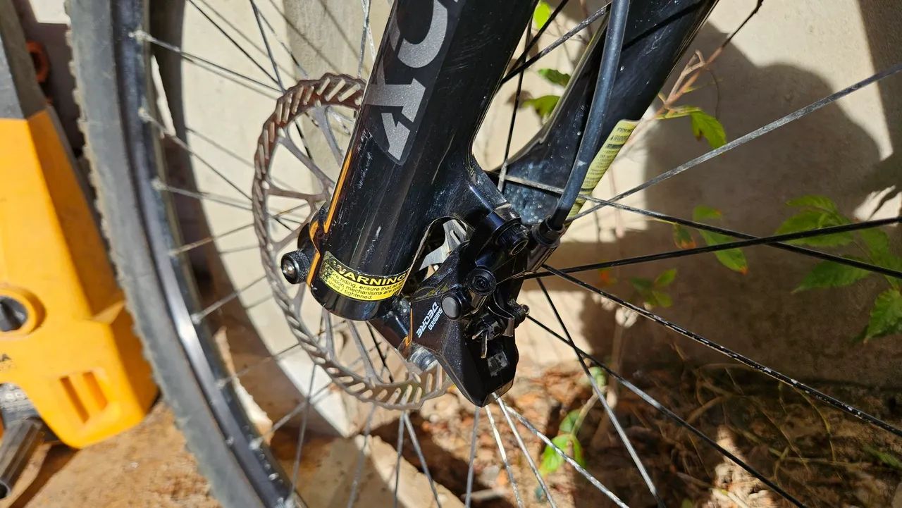 Bicicleta GT Avalanche Elite XT - Foto 3