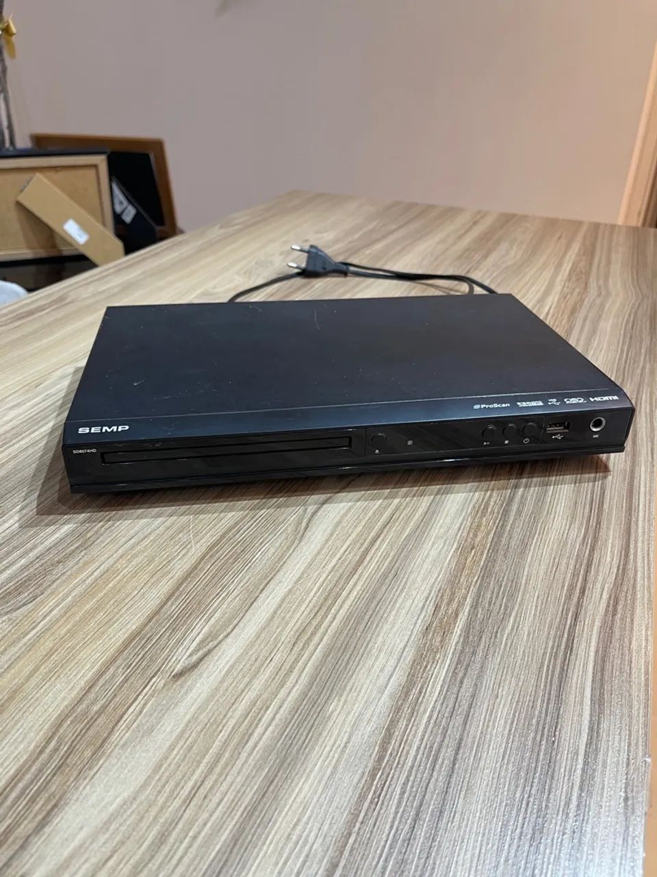 DVD Player SEMP64167726464641121