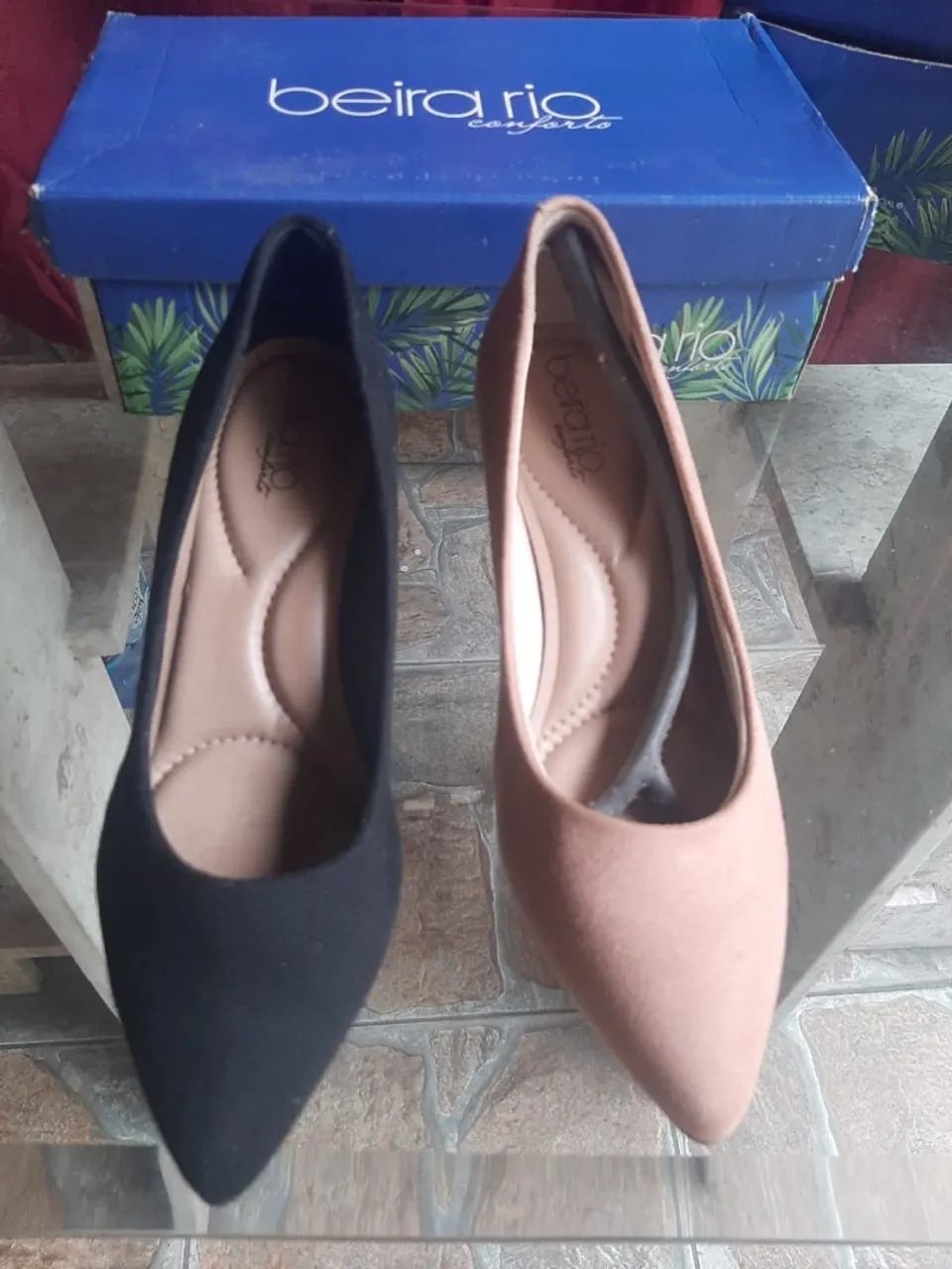 2 Sapatos Beira Rio Preto e Bege - Foto 3
