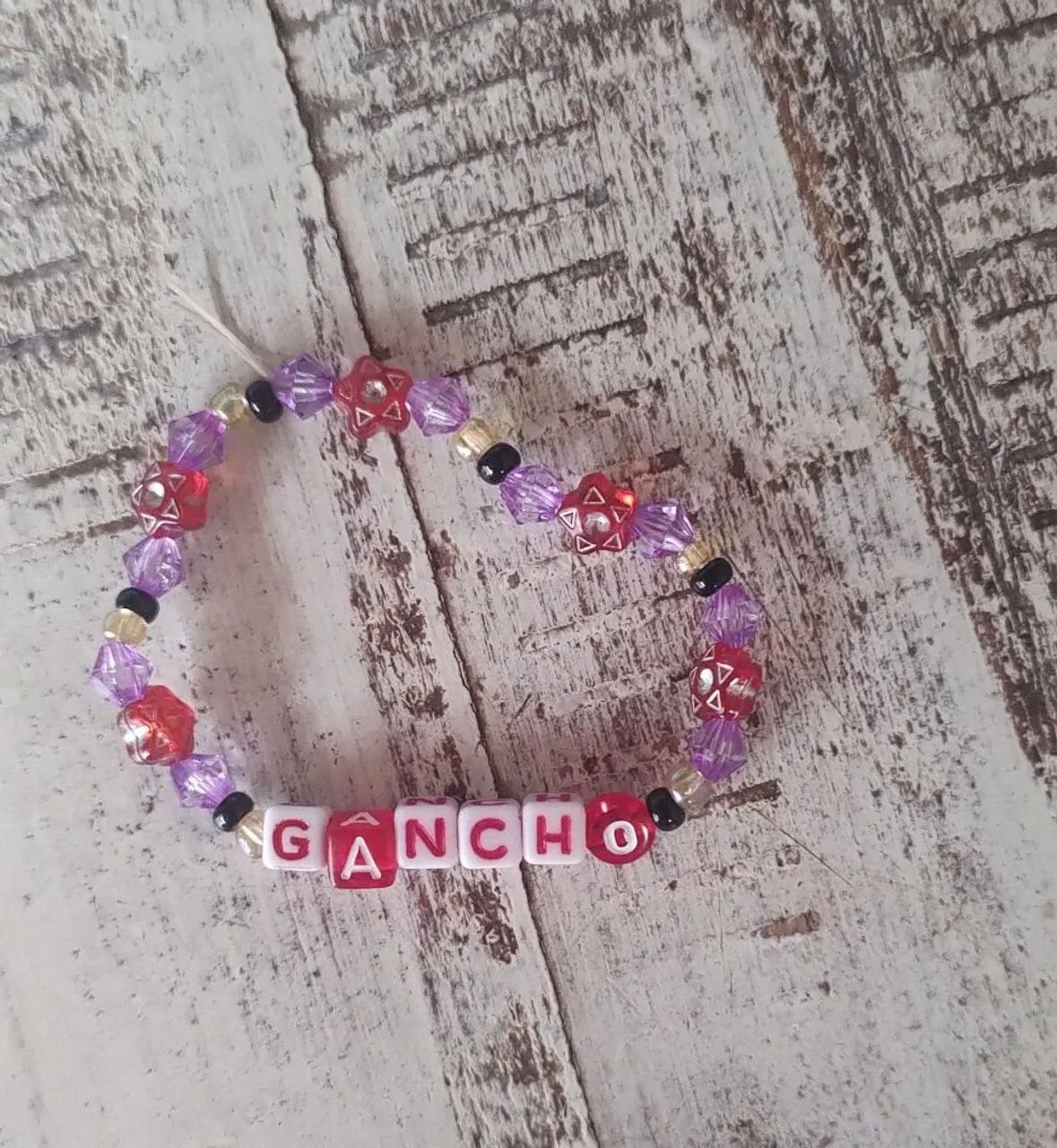 Pulseira artesanal  miçangas- CAPITÃO GANCHO