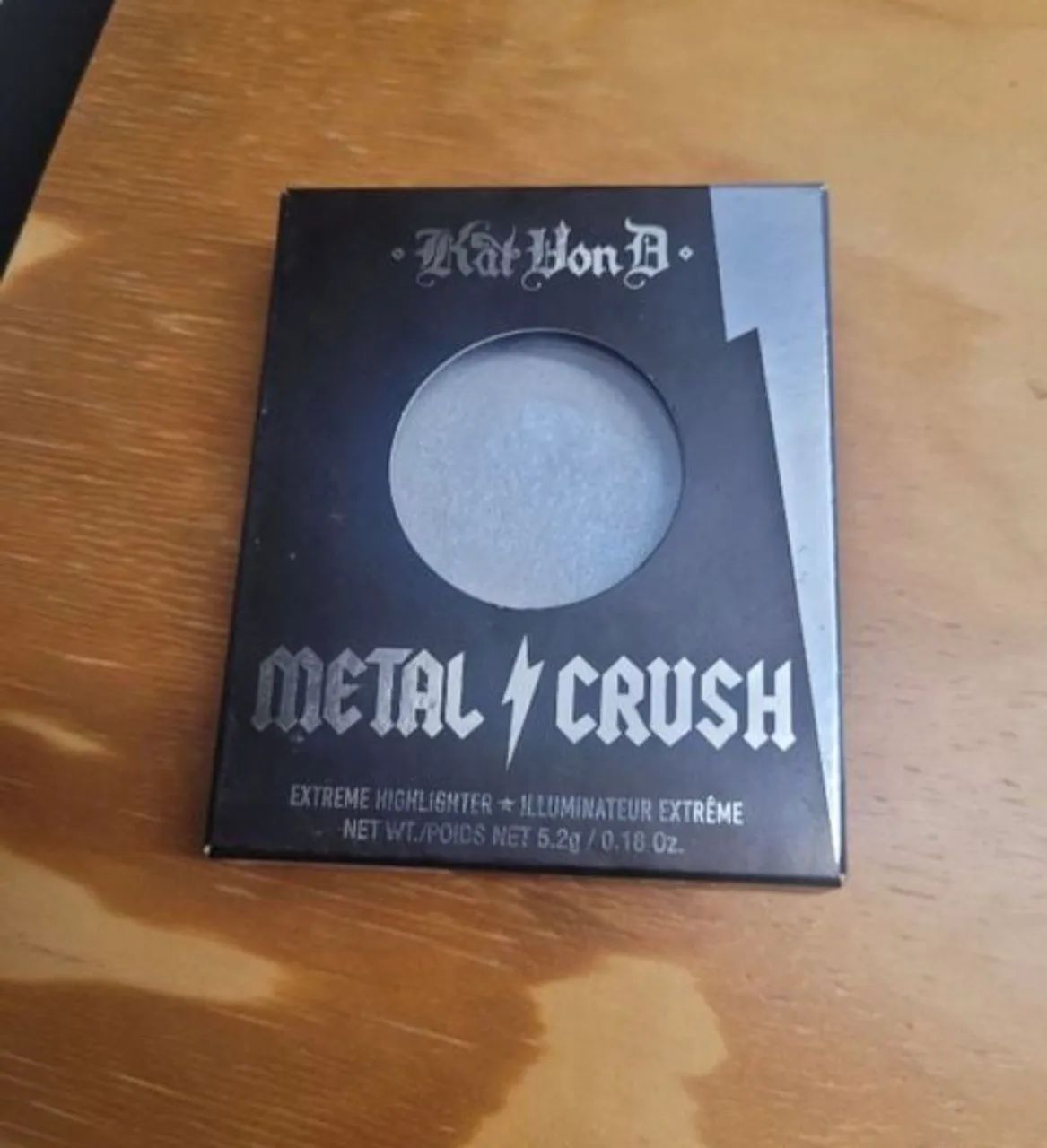 iluminador kvd metal crush stephonik