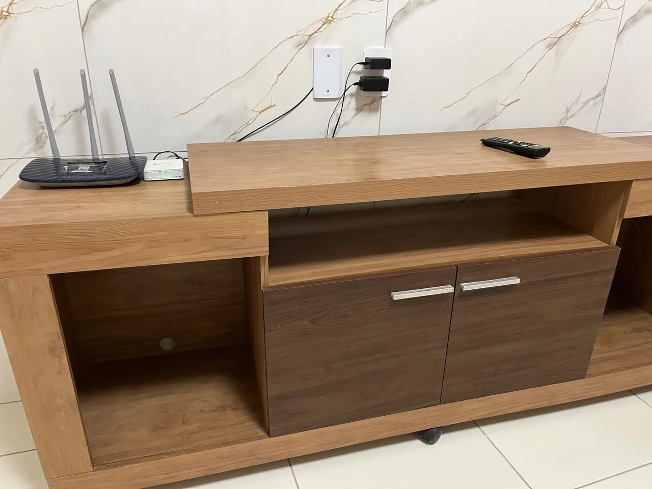Painel para TV em madeira