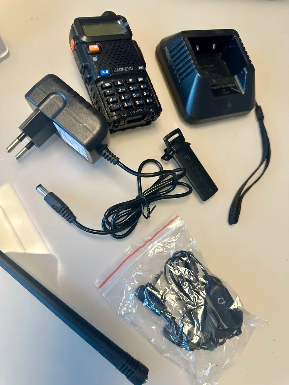 Rádio Comunicador US Baofeng UV-5R Walkie Talkies