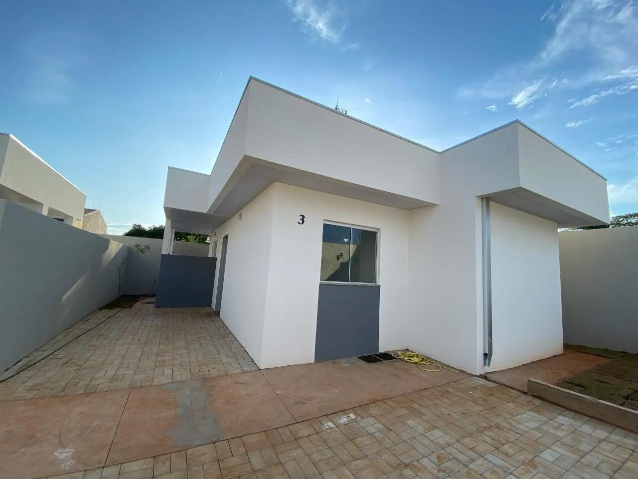 Casa para aluguel, 2 quartos, Parque Residencial Rita Vieira - Campo Grande/MS