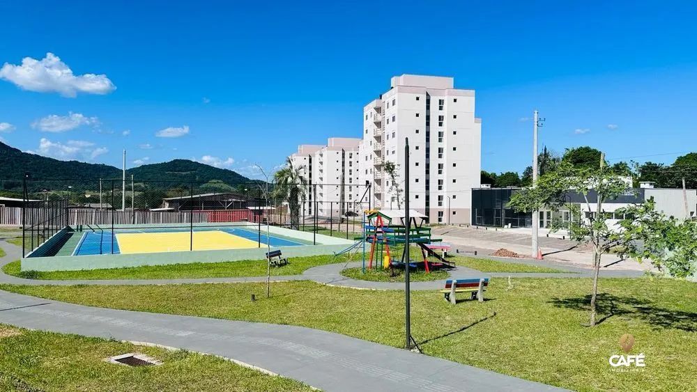 Apartamento Camobi 2 dormitórios, vaga de garagem, sacada e churrasqueira - Foto 2