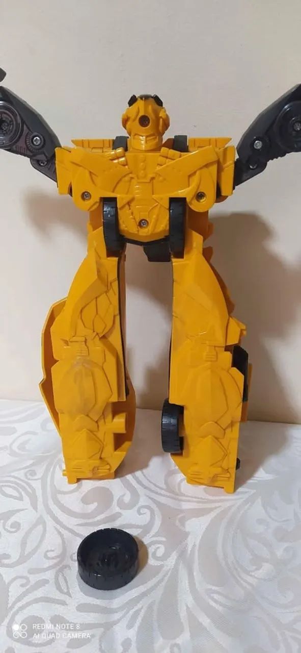 Boneco Transformers Hasbro 27 cm altura. - Foto 2