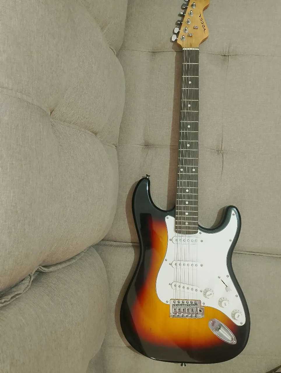 Guitarra Elétrica 3 Cores - Ótimo Estado