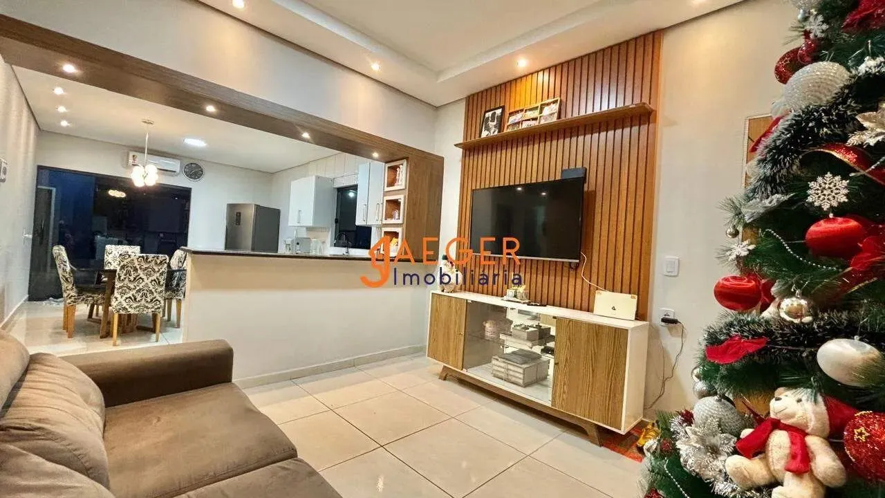 Casa à venda, 2 quartos, 1 suíte, 4 vagas, Aponiã - Porto Velho/RO