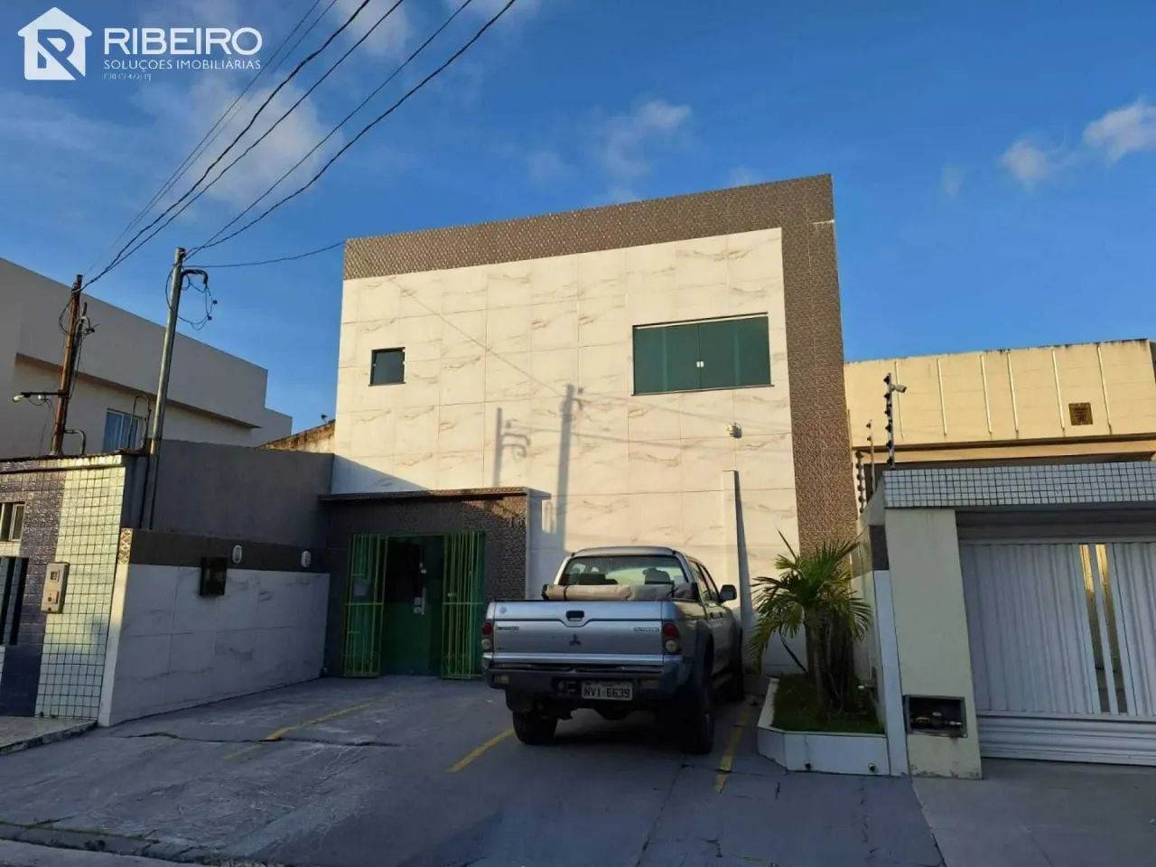 - PREDIO COMERCIAL NO JABOTIANA