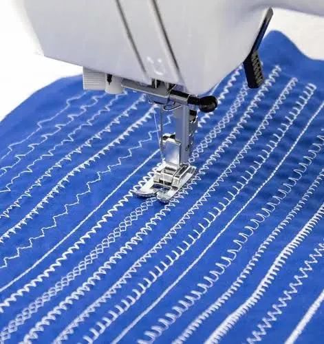 Máquina de Costura Janome 2008S NOVA 110V - Foto 3