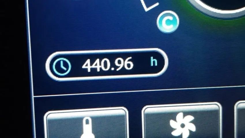 Escavadeira Sany 55 ano 2023 (repasse) - Foto 5