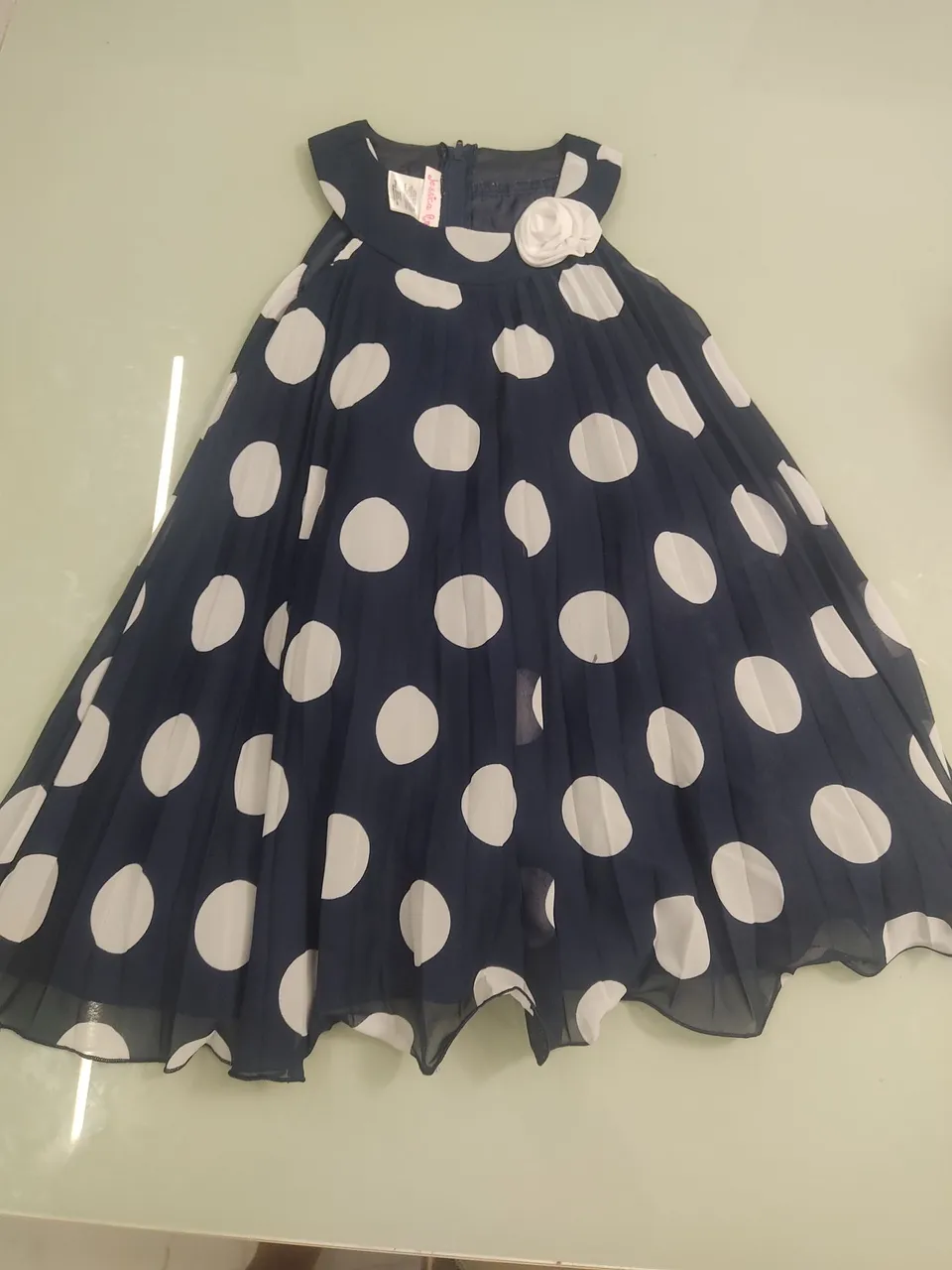 Vestido infantil de bolinhas azul marinho