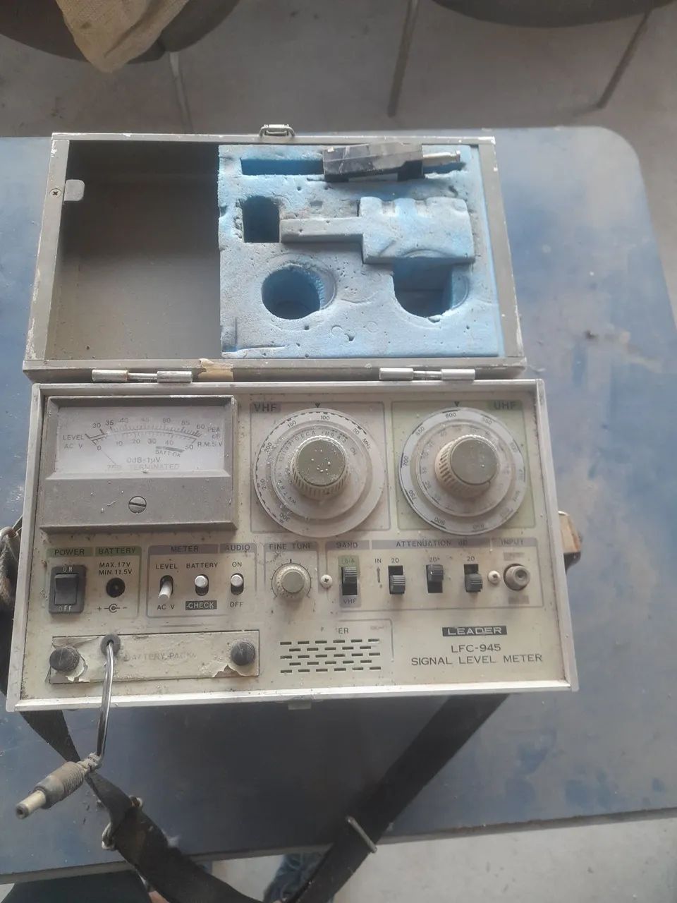 Medidor de Nível de Sinal Leader LFC-945