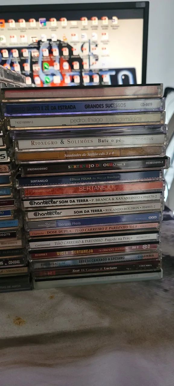CDs Sertanejos - Amigos, Bruno & Marrone, Chrystian & Ralf e mais! 58 itens  - Foto 2