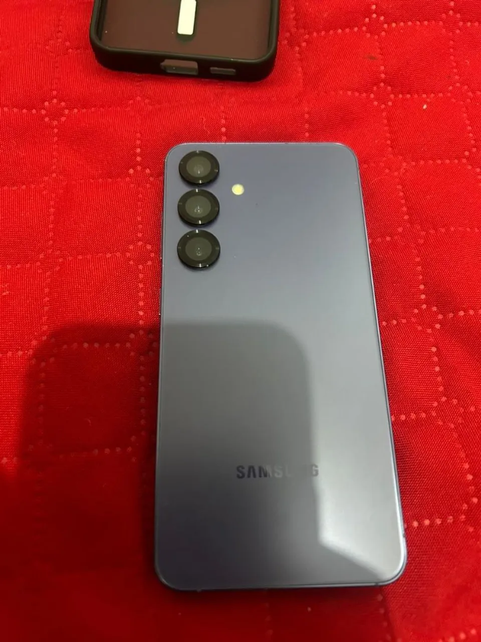 S24 SEM NEHUN detalhe, perfeito. Venda e troca também 22 ultra s23 ultra , iphone