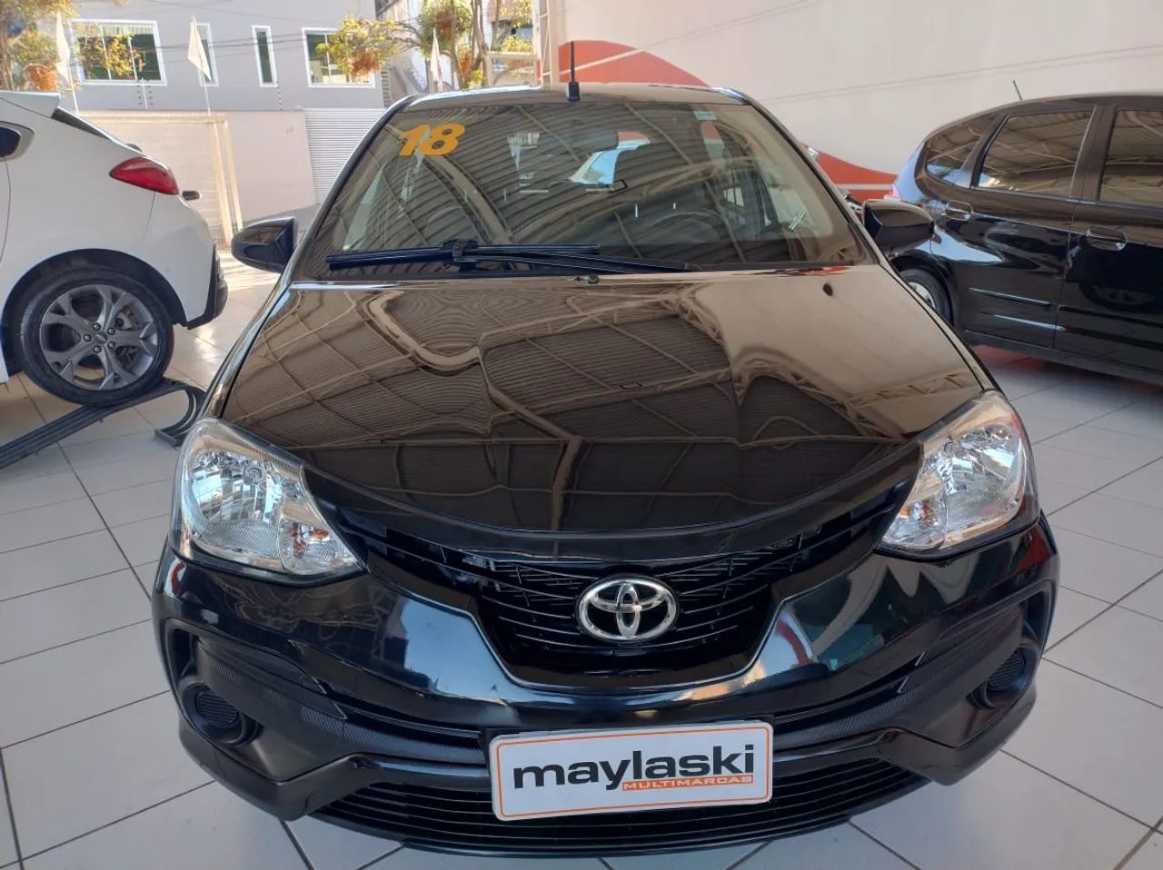 TOYOTA Etios Hatch 1.3 16V 4P FLEX X - 2018 - Foto 2