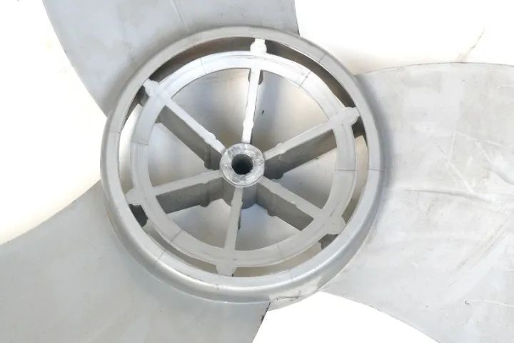 Hélice de 60cm LEIA o anúncio! - Foto 4
