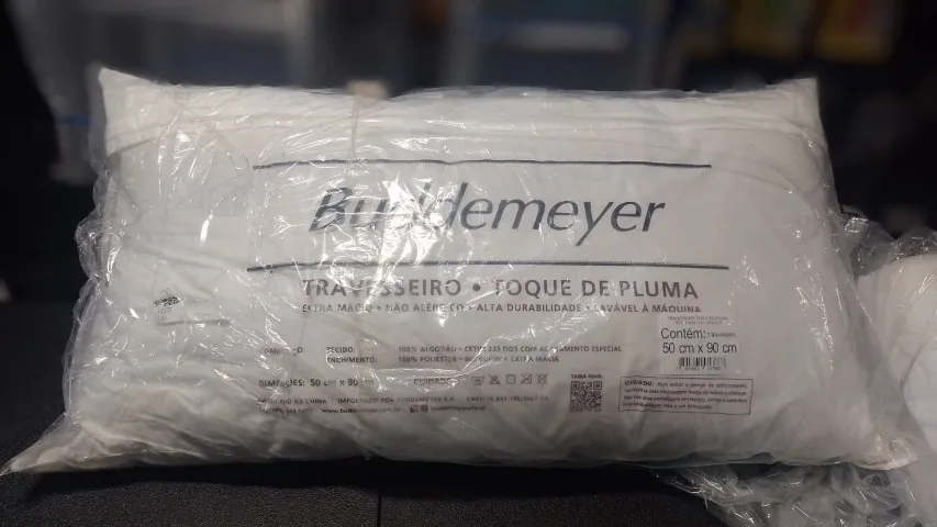 Travesseira Buddemeyer Toque de Pluma.